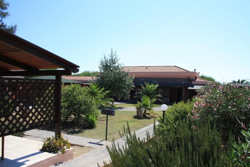 Hotel Mezzaluna Carloforte (Isola di San Pietro) Exterior foto