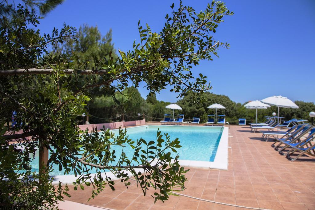 Hotel Mezzaluna Carloforte (Isola di San Pietro) Exterior foto